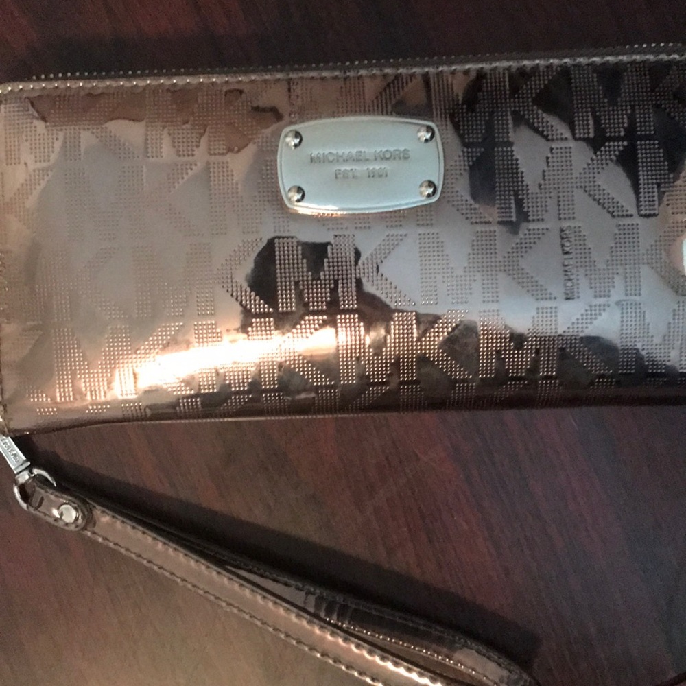 Michael Kors wallet